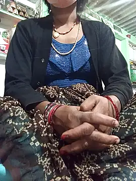Snapshot of MISS_LOVE_001 chatting on February 16, 2026, 4:38 pm MISS LOVE 001 online show from February 16, 2026, 4:38 pm