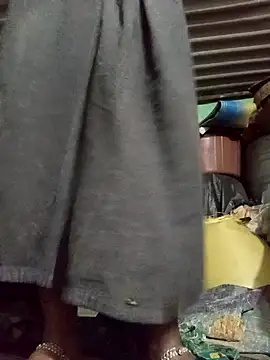 Snapshot of MISS_LOVE_001 chatting on October 15, 2025, 7:11 pm MISS LOVE 001 online show from October 15, 2025, 7:11 pm