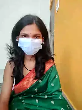 Snapshot of Shivani2002 chatting on November 26, 2025, 1:27 am Shivani2002 online show from November 26, 2025, 1:27 am