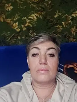 SkyInEyes4761 online show from October 9, 2025, 7:03 pm