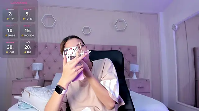 Snapshot of MadisonSky_ chatting on October 23, 2025, 1:10 pm MadisonSky online show from October 23, 2025, 1:10 pm