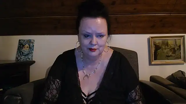 Snapshot of TiffanyMature chatting on May 11, 2026, 4:48 pm TiffanyMature online show from May 11, 2026, 4:48 pm