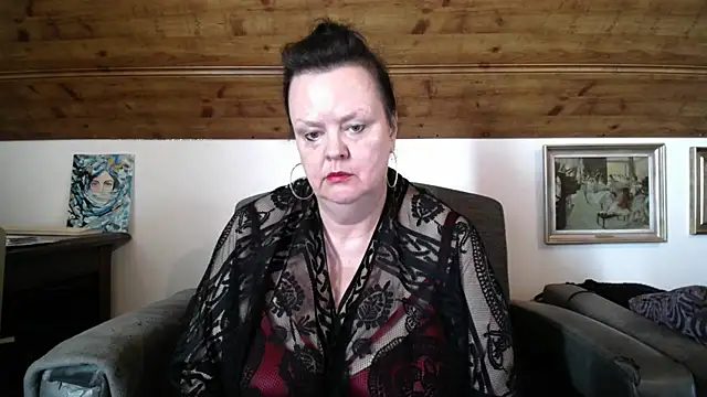 Snapshot of TiffanyMature chatting on July 13, 2026, 8:24 am TiffanyMature online show from July 13, 2026, 8:24 am