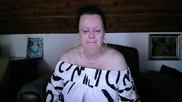 Snapshot of TiffanyMature chatting on June 30, 2026, 10:26 am TiffanyMature online show from June 30, 2026, 10:26 am