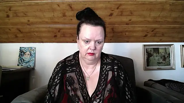 Snapshot of TiffanyMature chatting on July 10, 2026, 7:08 am TiffanyMature online show from July 10, 2026, 7:08 am