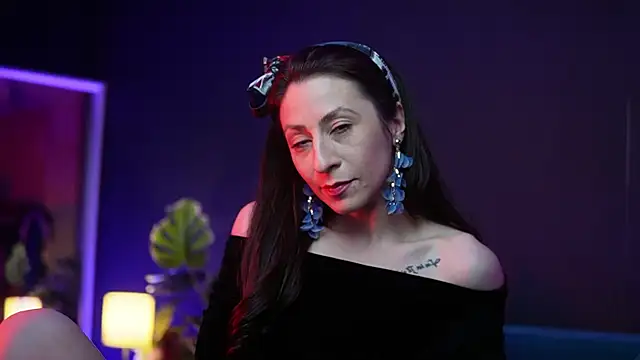 RubyRosa online show from April 22, 2026, 10:27 pm