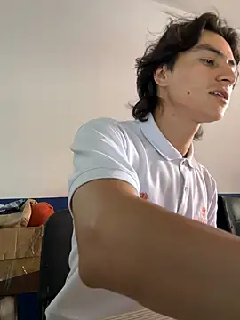 Snapshot of AlexanderHall chatting on November 19, 2025, 5:13 pm AlexanderHall online show from November 19, 2025, 5:13 pm