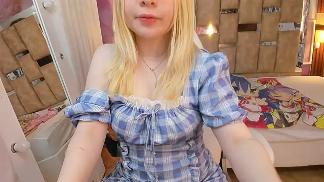 Snapshot of Melody_Lolii chatting on March 4, 2026, 6:04 pm Melody Lolii online show from March 4, 2026, 6:04 pm