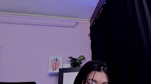 Snapshot of emmabridgerton chatting on November 26, 2025, 9:26 pm emmabridgerton online show from November 26, 2025, 9:26 pm