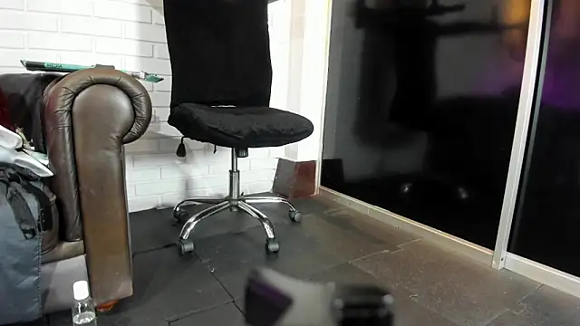 ItaloMoore online show from March 13, 2026, 11:15 am