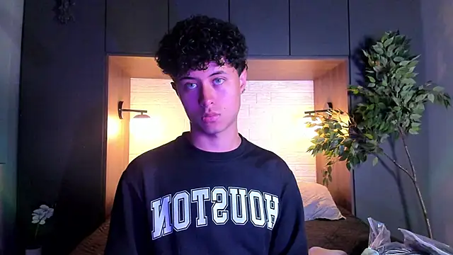 NoahDupont online show from September 30, 2025, 1:06 pm