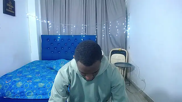 eebony stallion online show from November 5, 2025, 3:20 am