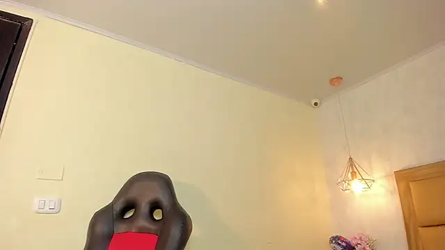 Snapshot of MELISSAROUGE chatting on July 16, 2026, 1:52 pm MELISSAROUGE online show from July 16, 2026, 1:52 pm