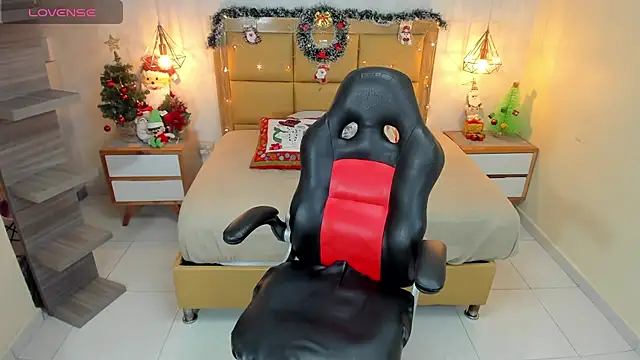 Snapshot of MELISSAROUGE chatting on December 4, 2025, 7:24 pm MELISSAROUGE online show from December 4, 2025, 7:24 pm