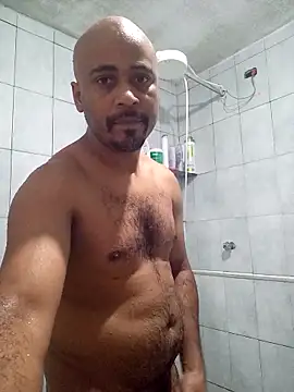 Snapshot of reisloko chatting on October 14, 2025, 9:36 pm reisloko online show from October 14, 2025, 9:36 pm