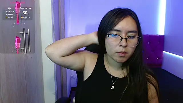 SashaGrey   online show from September 10, 2025, 12:59 pm
