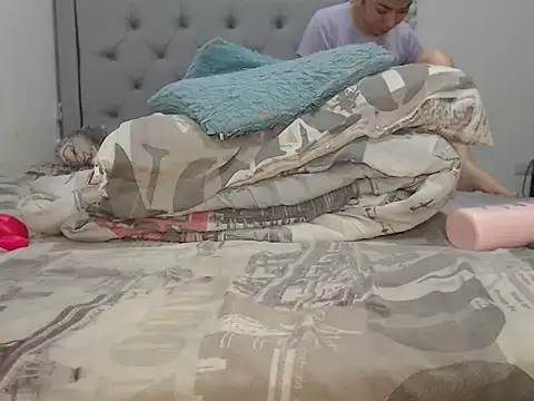 nahomibeckers online show from March 26, 2026, 4:49 pm