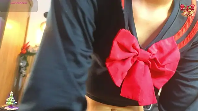 lila min online show from December 1, 2025, 2:40 pm