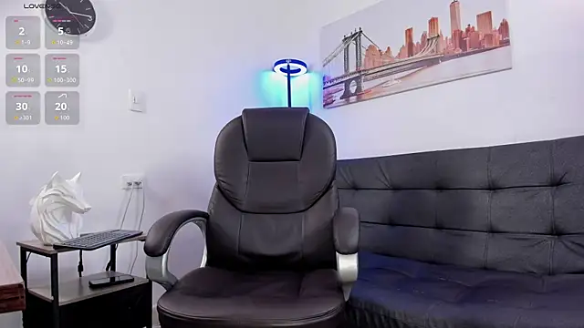 Dash Bukoski online show from October 20, 2025, 1:55 pm