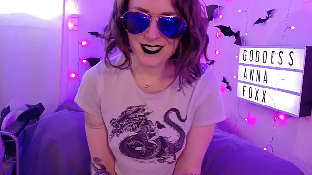 mistressannafoxx online show from May 1, 2026, 9:20 pm