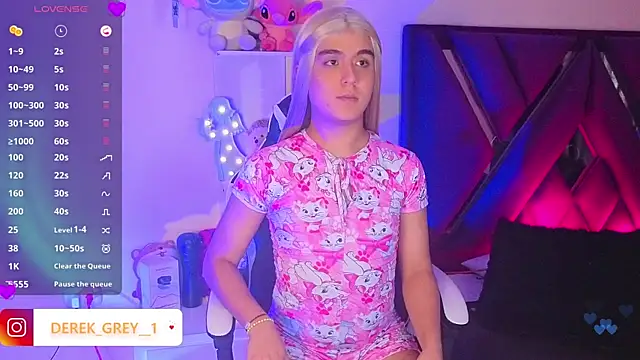 Snapshot of derek_greyy_ chatting on October 11, 2025, 9:38 pm derek greyy online show from October 11, 2025, 9:38 pm