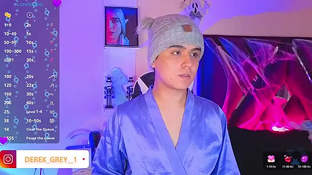 Snapshot of derek_greyy_ chatting on October 27, 2025, 6:20 pm derek greyy online show from October 27, 2025, 6:20 pm