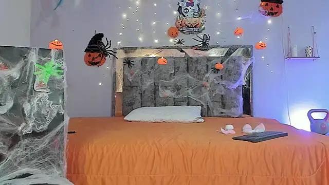 Im letty online show from October 31, 2025, 8:05 pm