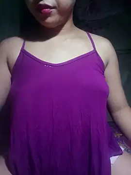 Snapshot of hotmomma8 chatting on October 8, 2025, 4:36 am hotmomma8 online show from October 8, 2025, 4:36 am