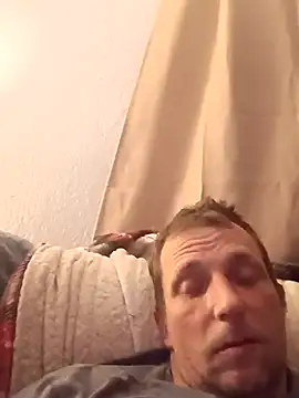 CatchyPart93 online show from February 15, 2026, 8:24 am