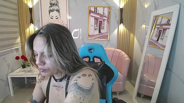 Jade Jones a online show from December 23, 2025, 3:50 am