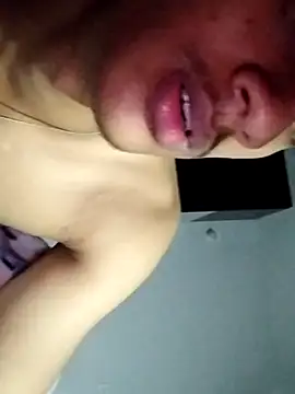 Snapshot of kjohn20 chatting on November 22, 2025, 8:51 pm kjohn20 online show from November 22, 2025, 8:51 pm