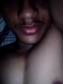 Snapshot of kjohn20 chatting on November 24, 2025, 7:14 pm kjohn20 online show from November 24, 2025, 7:14 pm