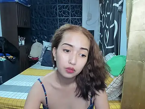 Snapshot of Soft_Angel8 chatting on December 5, 2025, 2:26 pm Soft Angel8 online show from December 5, 2025, 2:26 pm