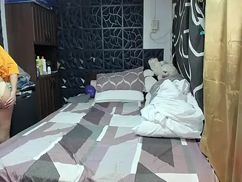 Snapshot of Soft_Angel8 chatting on October 24, 2025, 5:39 am Soft Angel8 online show from October 24, 2025, 5:39 am