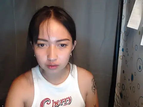 Snapshot of Soft_Angel8 chatting on May 15, 2026, 2:04 pm Soft Angel8 online show from May 15, 2026, 2:04 pm