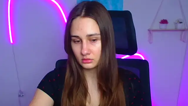 Snapshot of Stefanie_Sweet chatting on February 25, 2026, 6:35 am Stefanie Sweet online show from February 25, 2026, 6:35 am