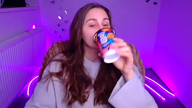 Snapshot of Stefanie_Sweet chatting on February 12, 2026, 6:57 am Stefanie Sweet online show from February 12, 2026, 6:57 am