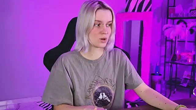 Snapshot of BethanyCloud chatting on March 12, 2026, 2:28 am BethanyCloud online show from March 12, 2026, 2:28 am