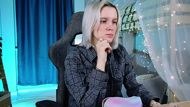 Snapshot of BethanyCloud chatting on March 10, 2026, 5:22 am BethanyCloud online show from March 10, 2026, 5:22 am