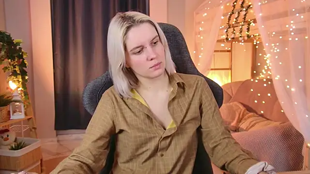 Snapshot of BethanyCloud chatting on March 3, 2026, 5:36 am BethanyCloud online show from March 3, 2026, 5:36 am