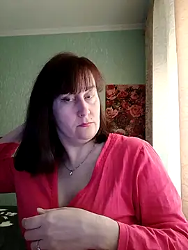 Amandda  online show from May 5, 2026, 6:27 am