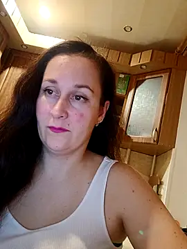 Snapshot of Amandda_ chatting on October 9, 2025, 6:08 pm Amandda online show from October 9, 2025, 6:08 pm