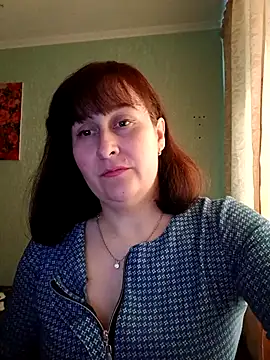 Amandda  online show from April 27, 2026, 4:05 pm