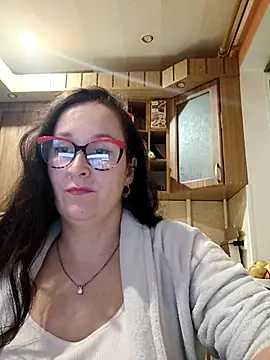 Snapshot of Amandda_ chatting on October 25, 2025, 4:07 pm Amandda online show from October 25, 2025, 4:07 pm