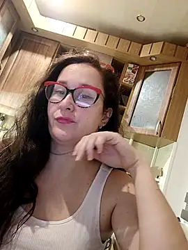 Snapshot of Amandda_ chatting on November 22, 2025, 7:13 pm Amandda online show from November 22, 2025, 7:13 pm