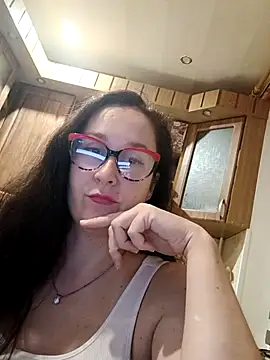 Snapshot of Amandda_ chatting on November 23, 2025, 7:24 pm Amandda online show from November 23, 2025, 7:24 pm