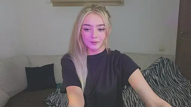 Snapshot of Relax_Time_ chatting on March 18, 2026, 1:24 pm Relax Time online show from March 18, 2026, 1:24 pm