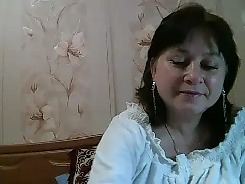 Samantha44021 online show from September 27, 2025, 9:43 pm