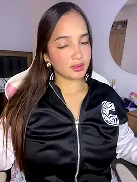 Snapshot of Andrea-Lu chatting on October 3, 2025, 3:09 am Andrea-Lu online show from October 3, 2025, 3:09 am