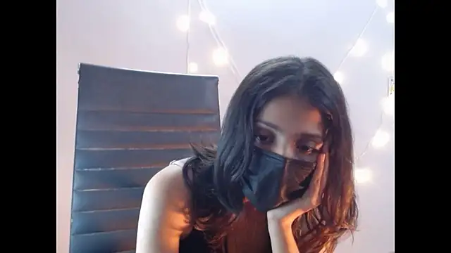 Snapshot of _kamyaa09 chatting on December 5, 2025, 4:27 pm kamyaa09 online show from December 5, 2025, 4:27 pm